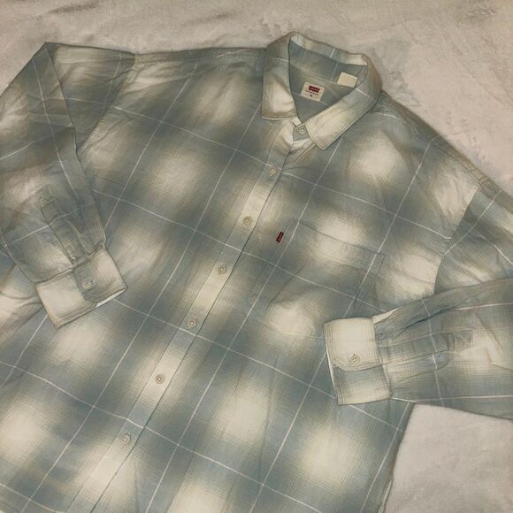 Levi’s XL Light Blue White Plaid Flannel Mens Button Down Long Sleeve Shirt EUC - Picture 1 of 10